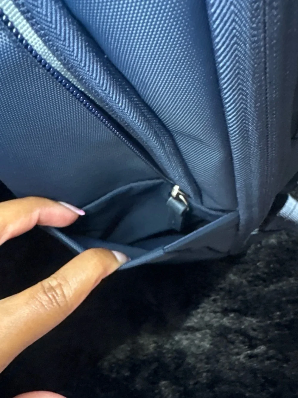 Samsonite Black Men's Backpack with Silver Logo Accent